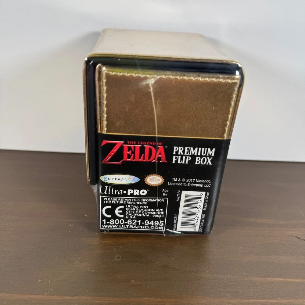 Ultra Pro The Legend of Zelda Gold Tri-Force Premium Flip Box Deck Rare Sealed